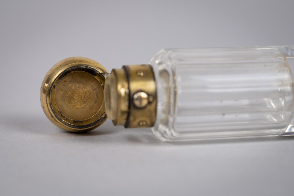 Rare Silver Gilt Double Ended Scent Bottle By John Harris, London, 1857. View VI