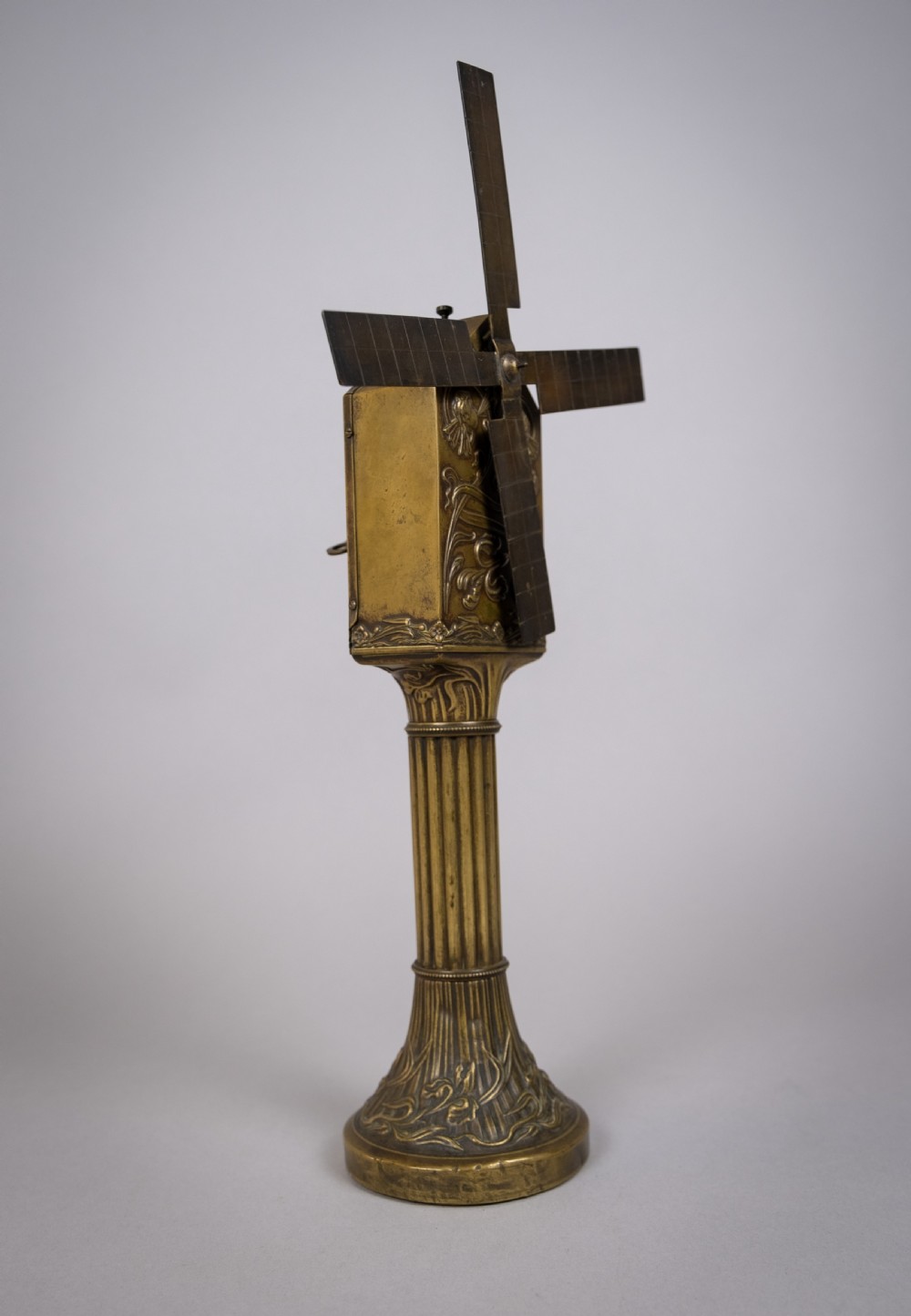 Clockwork Desk Fan by The Zephyr Company, Paris, c.1910. View II