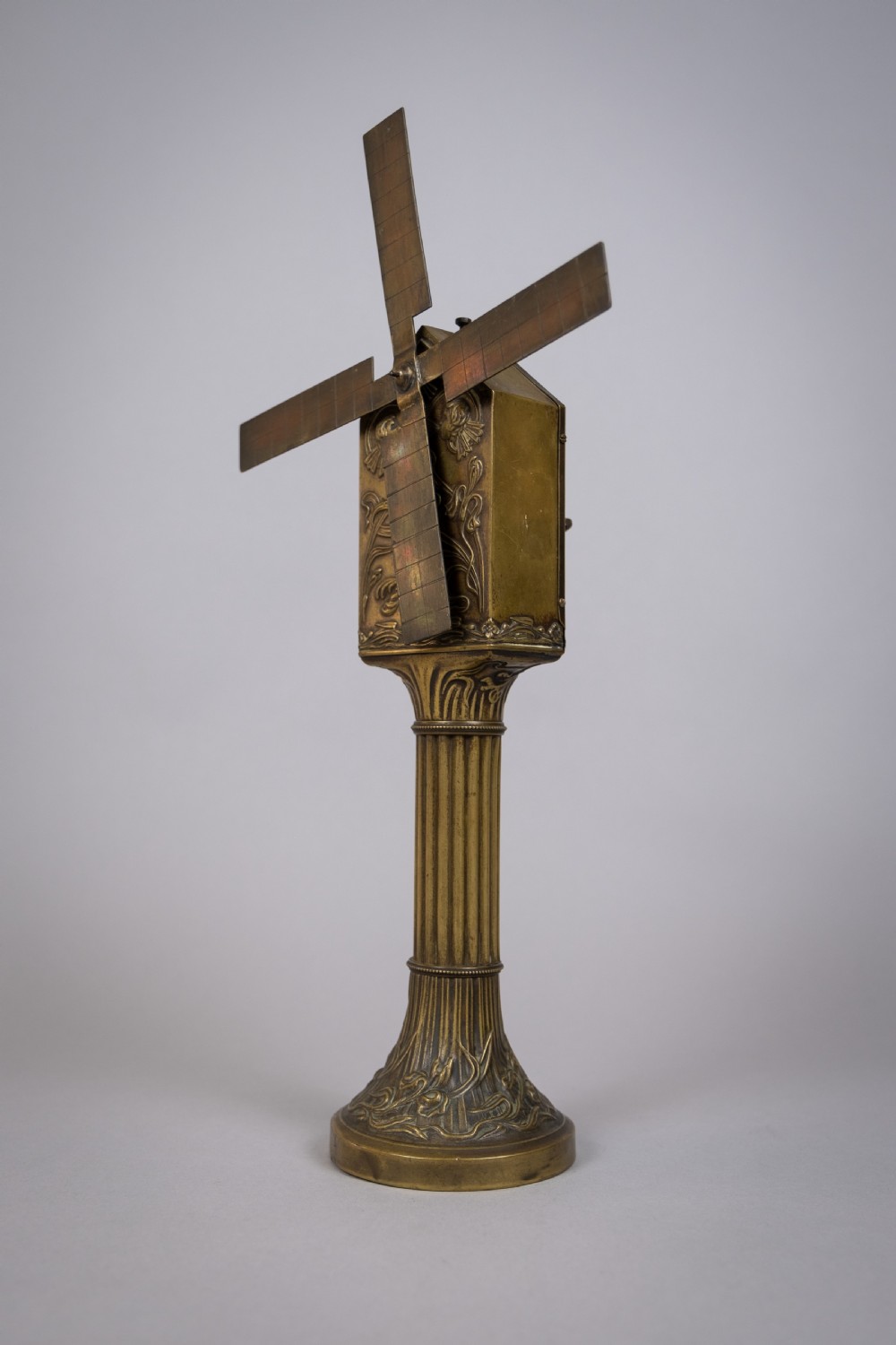Clockwork Desk Fan by The Zephyr Company, Paris, c.1910. View V