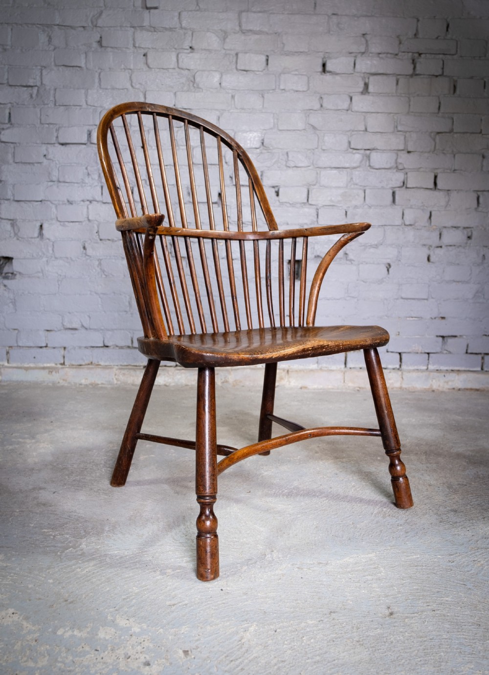 Georgian Saddle Seated Bow Back Windsor Chair, c.1800. View III