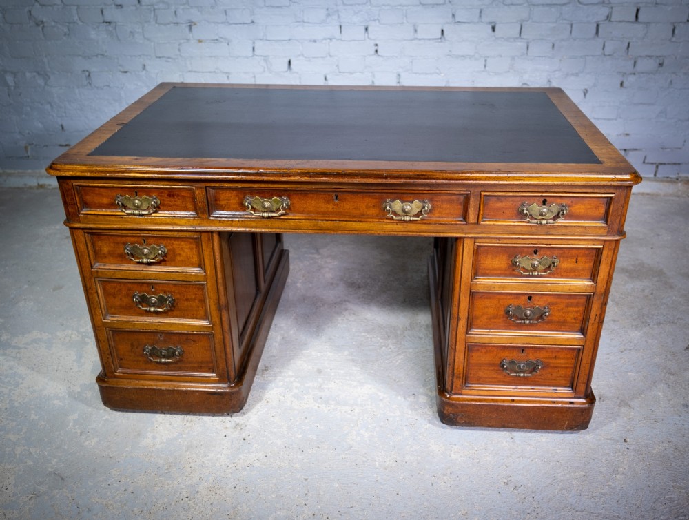 Newson & Co London 19th Century Mahogany Pedestal Desk