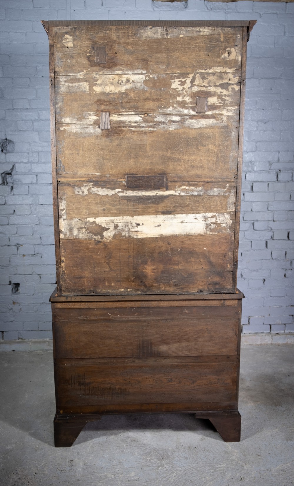 George II Walnut Featherbanded Secretaire c.1740-1760. View XXII
