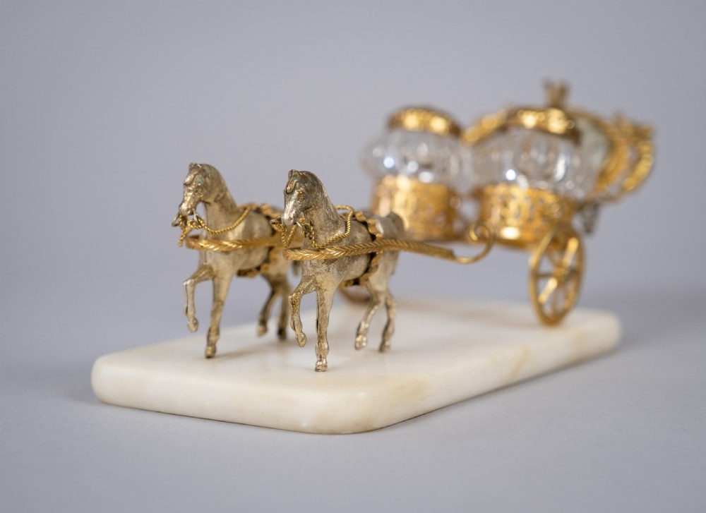 Palais Royale Horse & Carriage Inkwell With Baccarat Glass, c.1860. View III