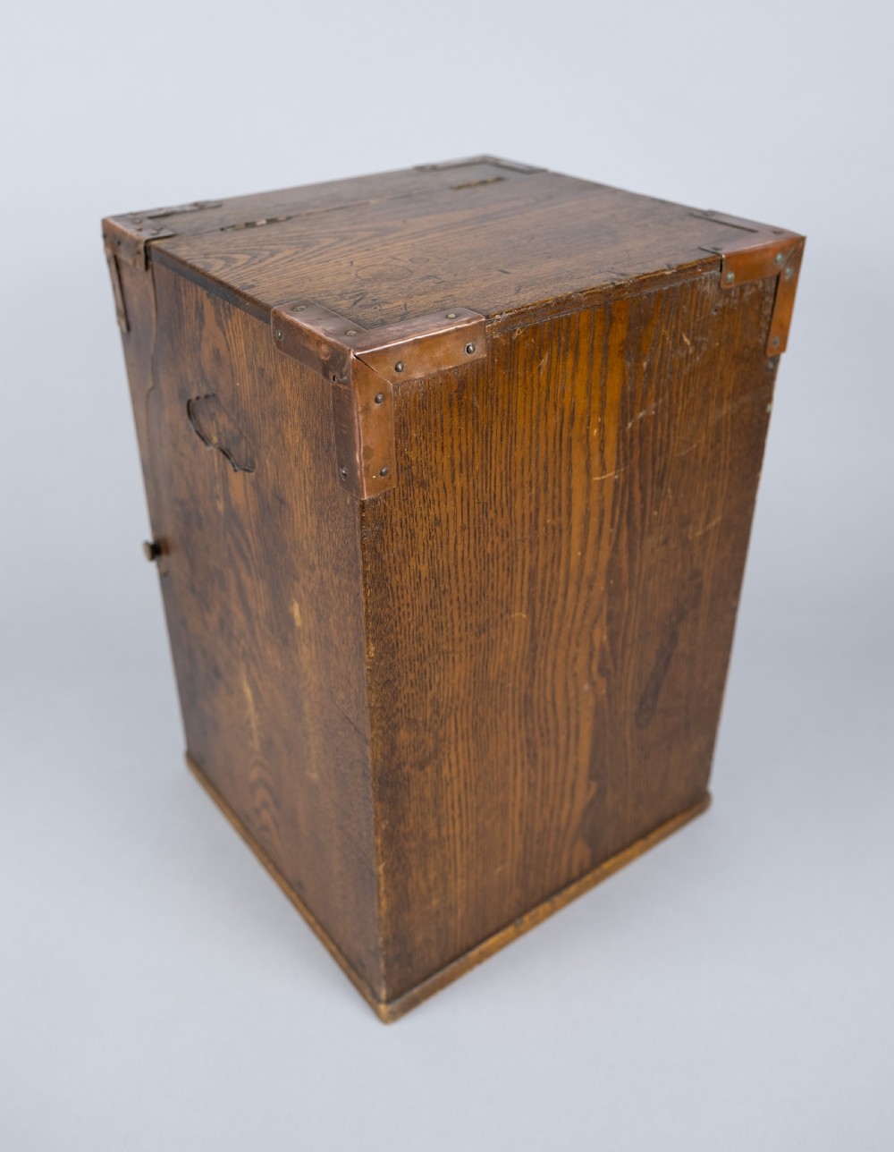 Campaign Style Burr Walnut & Mahogany Folding Vanity Box View XVII