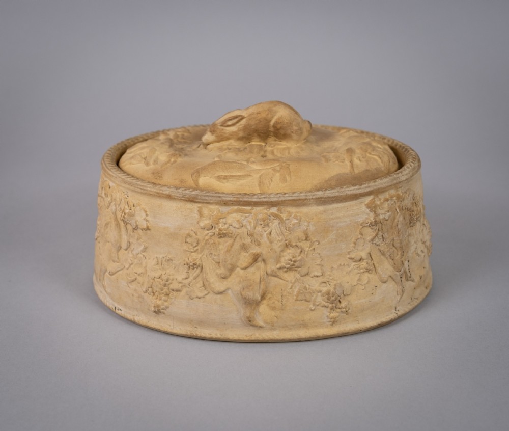 Large 19th Century Wedgwood Caneware Game Pie Dish, c.1860. View II