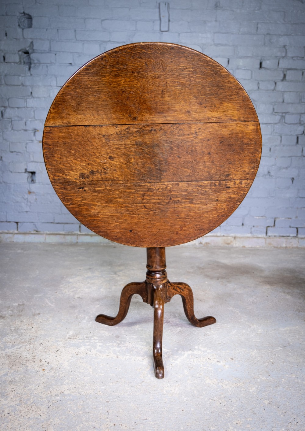George III Provincial Oak Tilt Top Table, c.1760