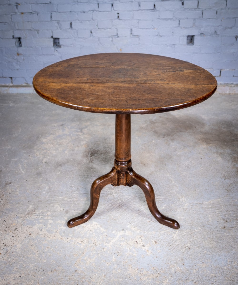 George III Provincial Oak Tilt Top Table, c.1760 View IV