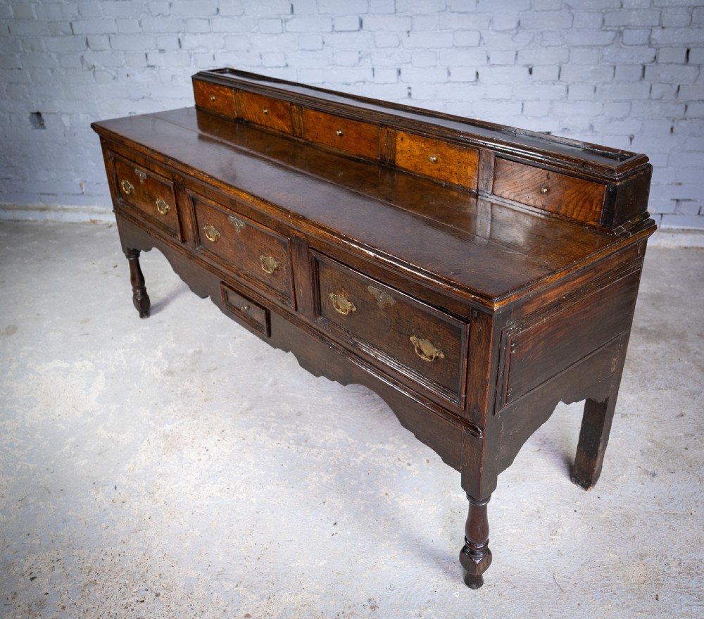 Early 18th Century Joined Oak Dresser, c.1720. View VIII