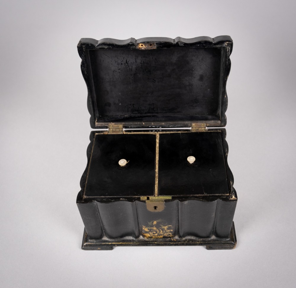 Victorian Papier Mache Mother Of Pearl Tea Caddy, c.1860 View III