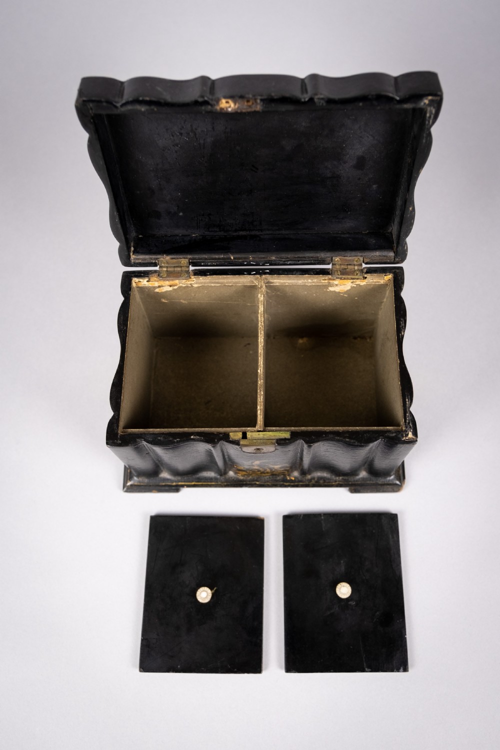 Victorian Papier Mache Mother Of Pearl Tea Caddy, c.1860 View IV