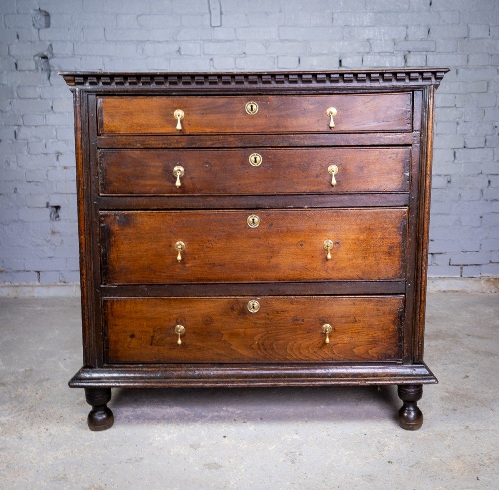 George II Estate Made Oak Chest Of Drawers, c.1740 View II