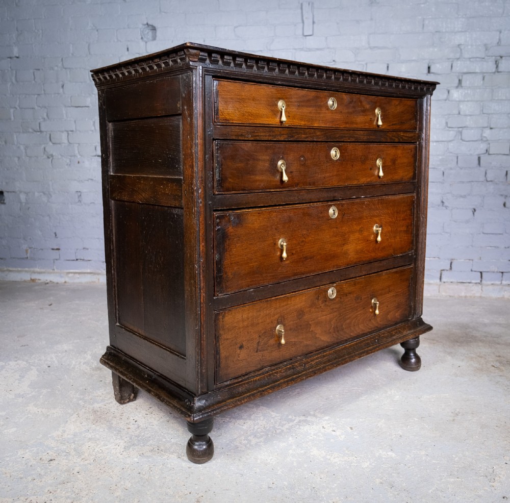 George II Estate Made Oak Chest Of Drawers, c.1740 View IV