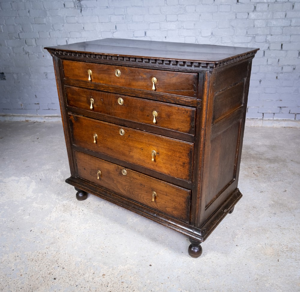 George II Estate Made Oak Chest Of Drawers, c.1740 View VI