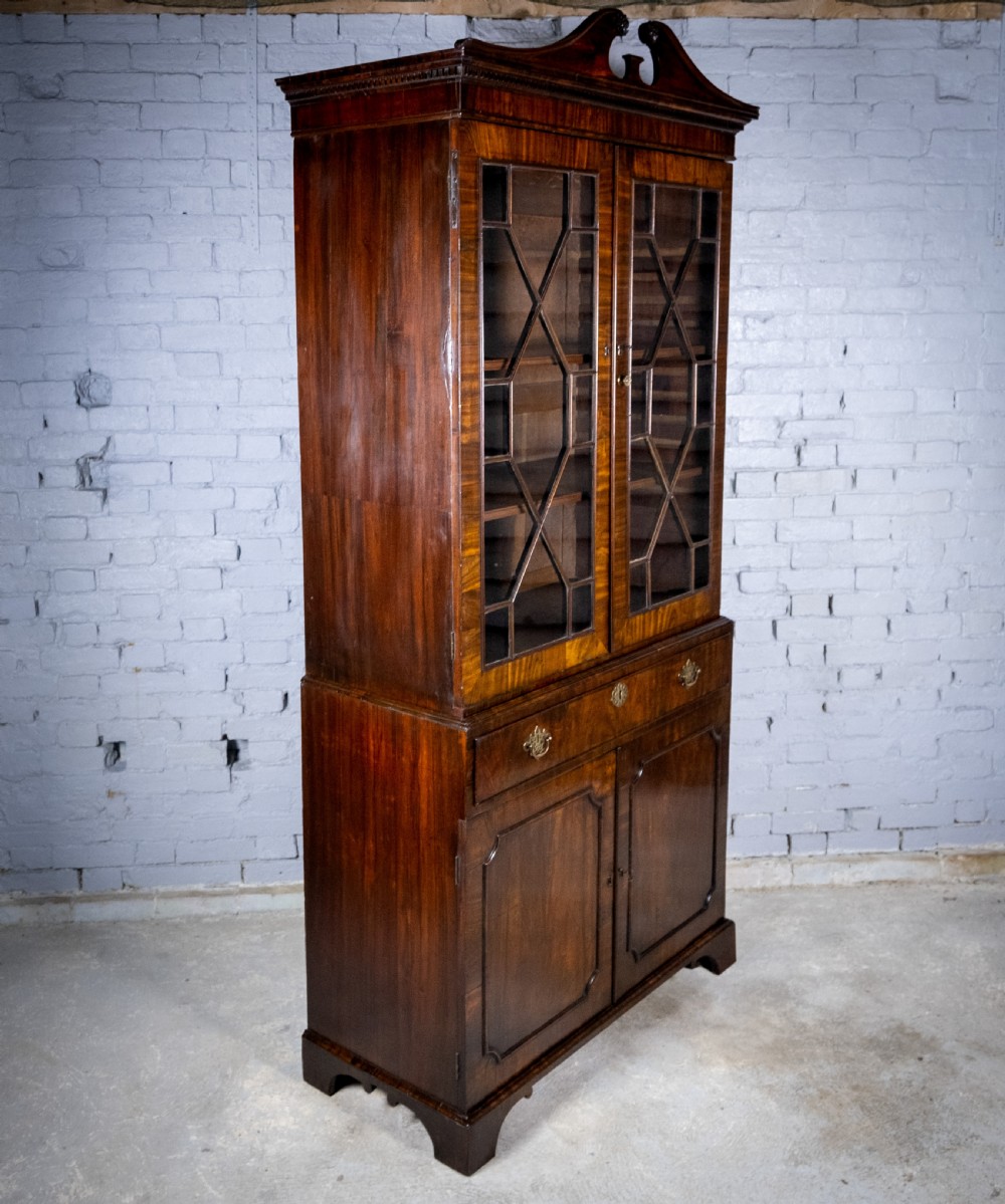 George III Chippendale Period Mahogany Glazed Bookcase. View III