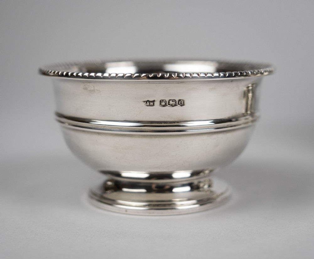 Sterling Silver Teapot & Set by Mappin & Webb, Sheffield, 1931. View IX