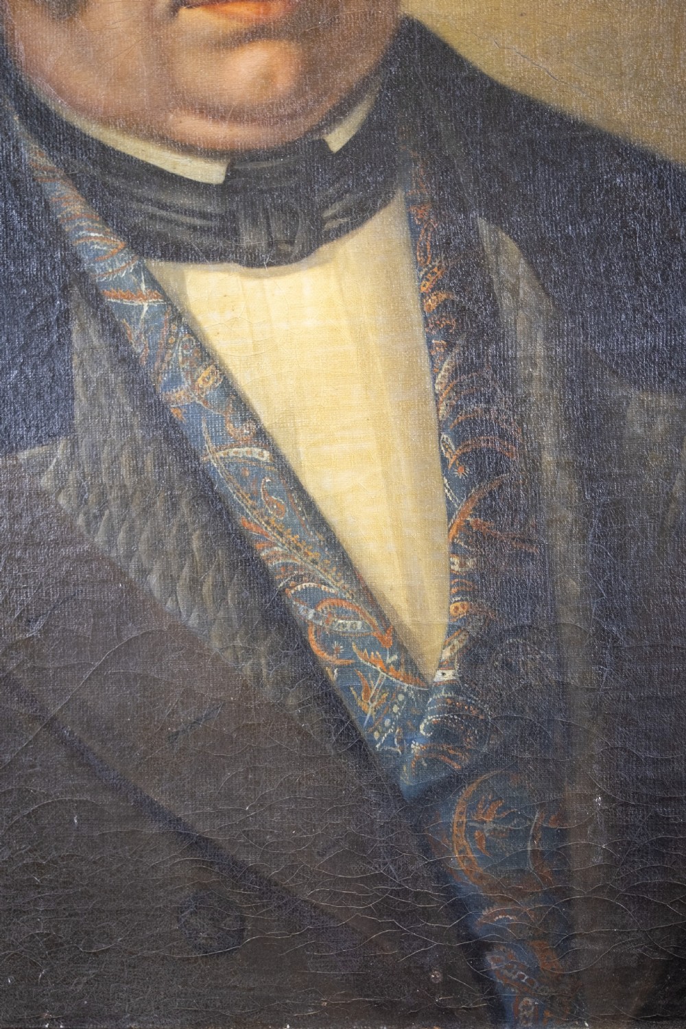 Large 19th Century Portrait Of A Gentleman. European School. Oil On Canvas. View VI