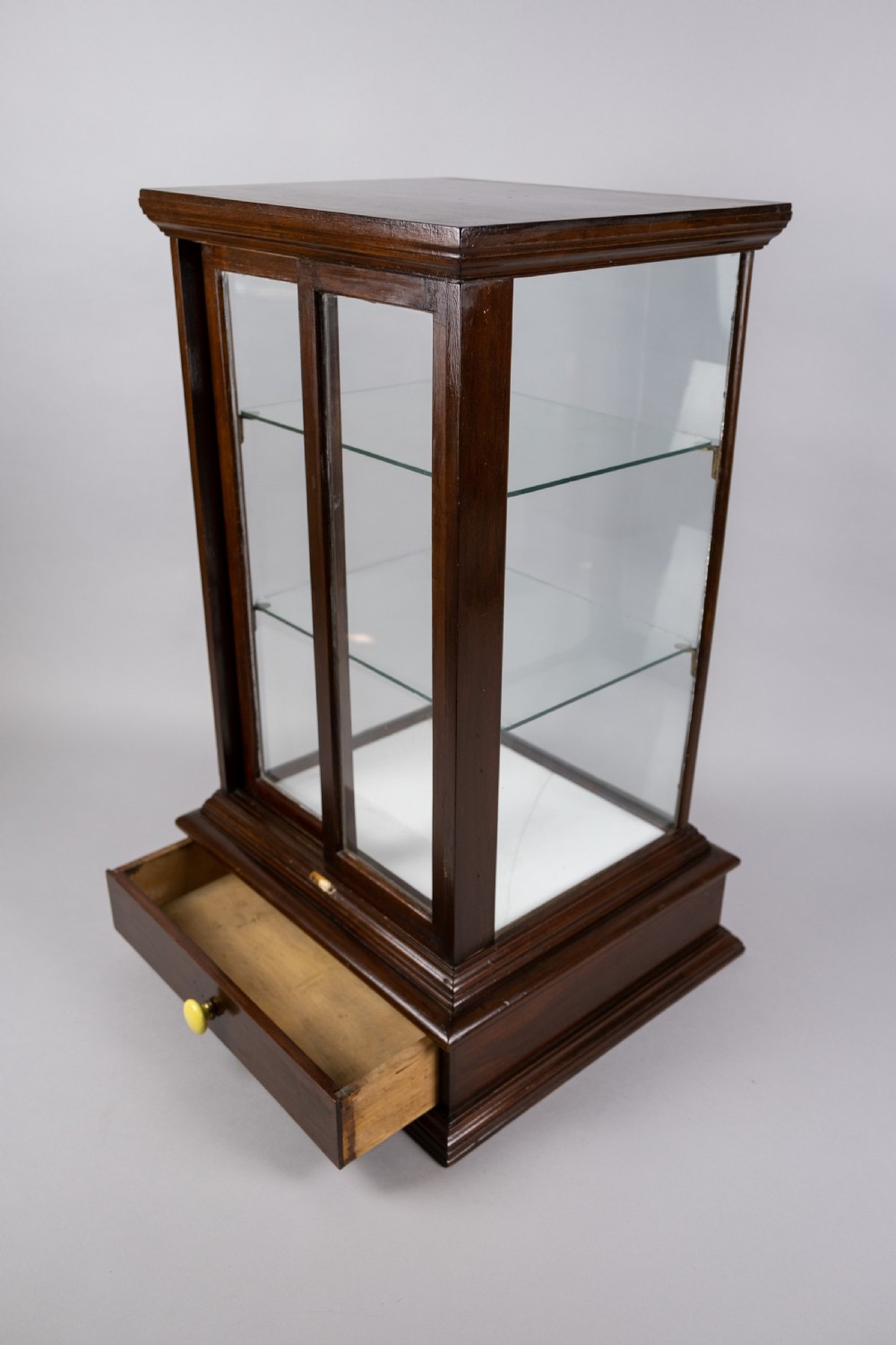 Early 20th Century Shop Display Cabinet by O.C. Hawkes Ltd, Birmingham. View XIV
