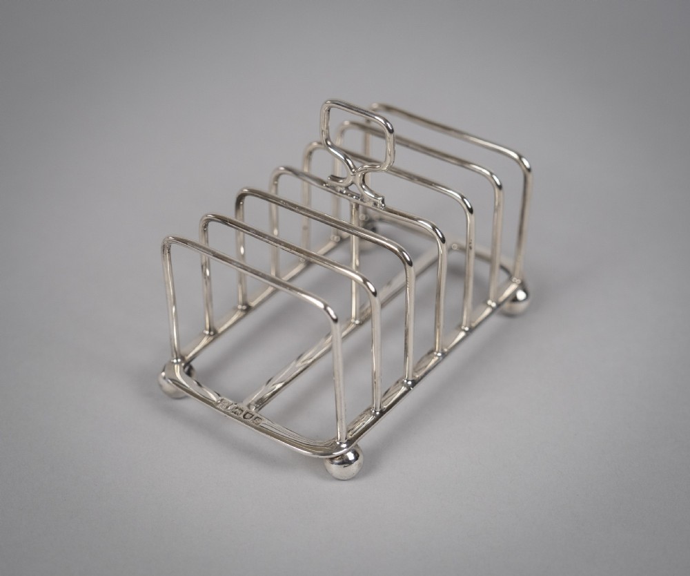 Scottish Silver Toast Rack by Robert & William Sorley, Glasgow, 1913. View III