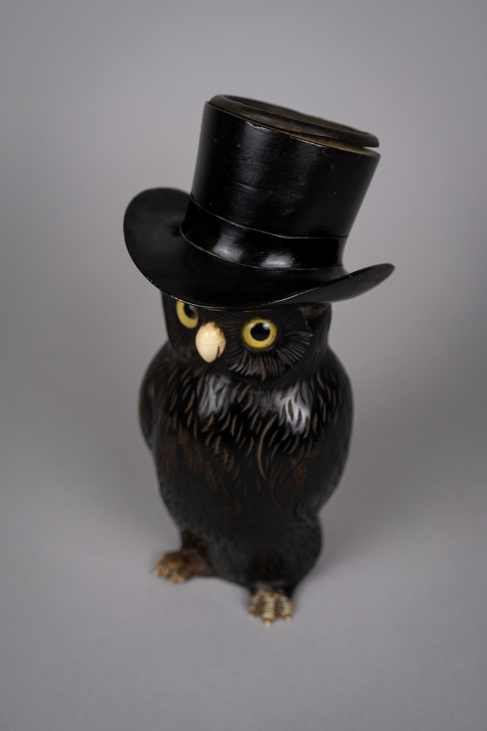 Early 20th Century Novelty Carved Owl Spill Holder View XI