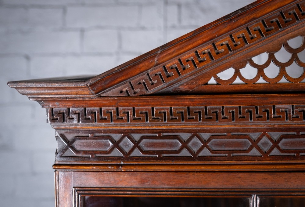 Fine George II Chippendale Period Bureau Bookcase With Bramah Lock. View XII