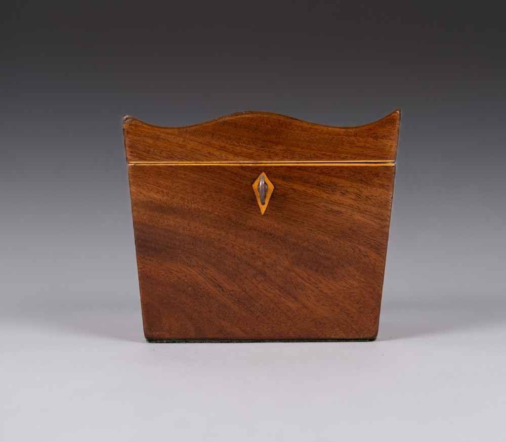 George III Mahogany Serpentine Top Tea Caddy, c.1790 View II