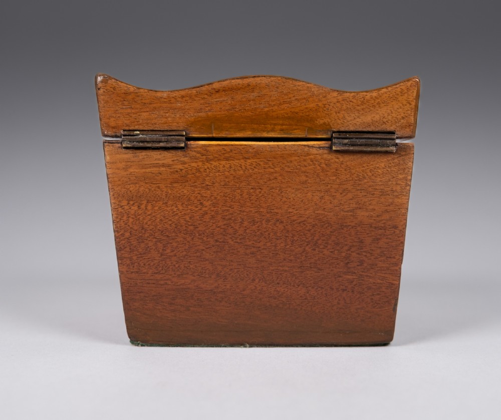 George III Mahogany Serpentine Top Tea Caddy, c.1790 View VIII