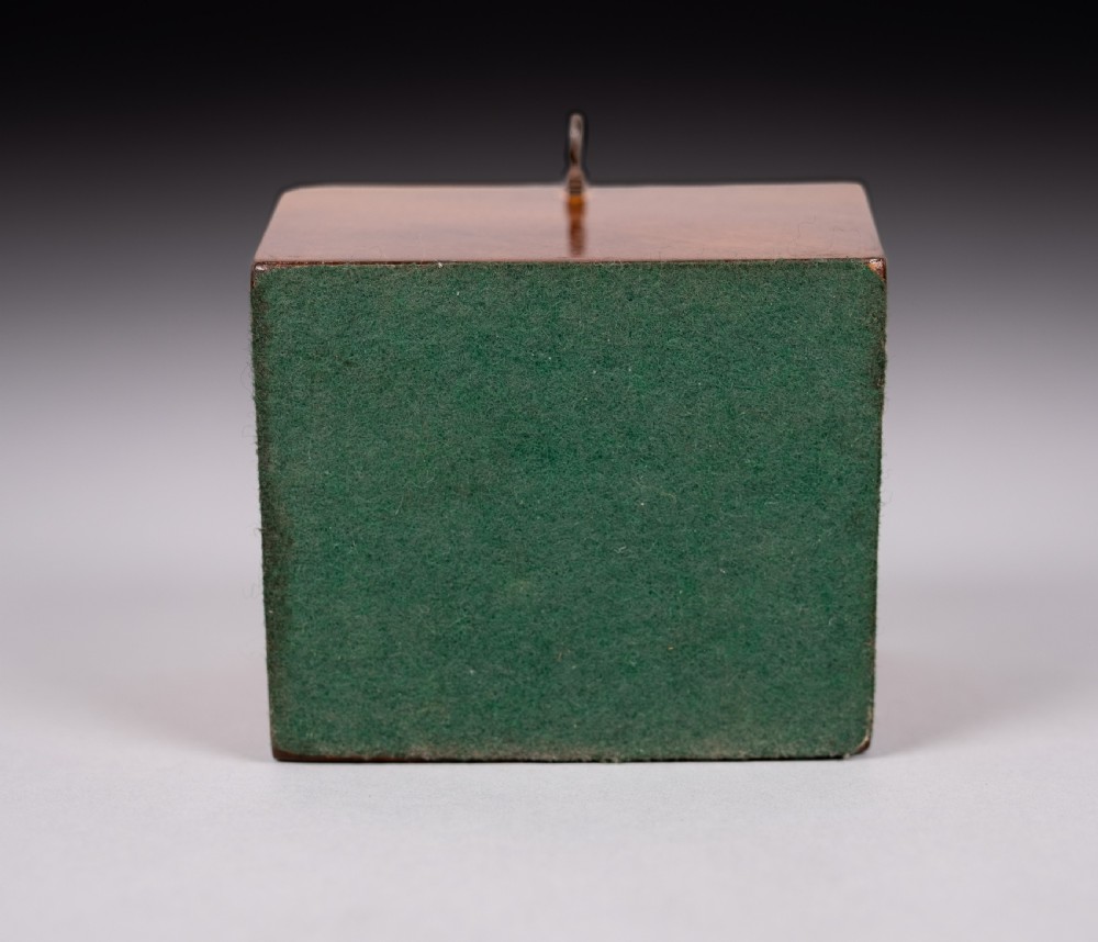 George III Mahogany Serpentine Top Tea Caddy, c.1790 View XI