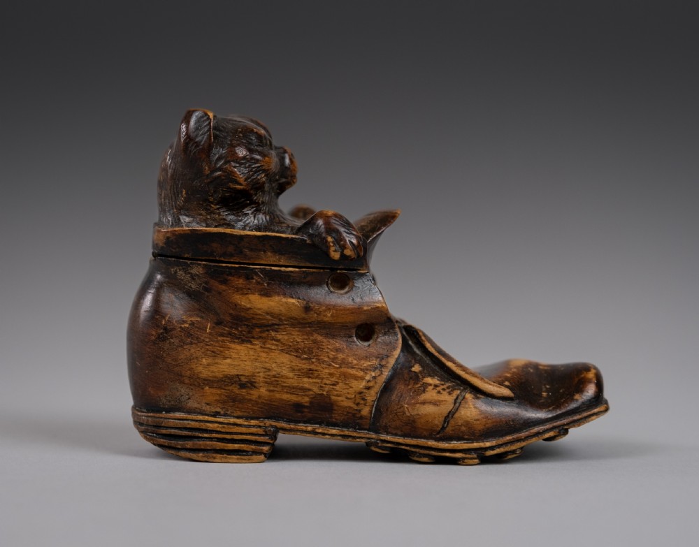 19th Century Carved Cat In Boot Novelty Inkwell View VI