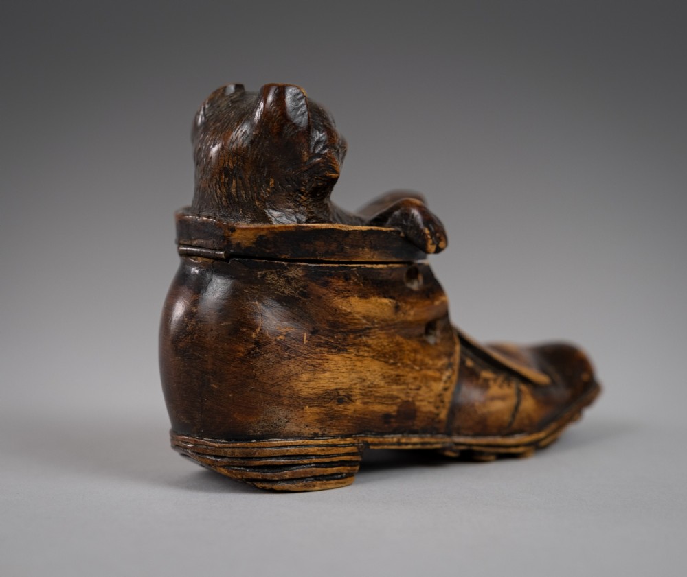 19th Century Carved Cat In Boot Novelty Inkwell View XIII