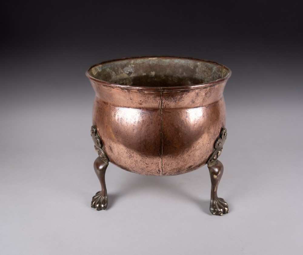 19th Century Copper Cauldron Jardiniere With Brass Paw Feet View VIII