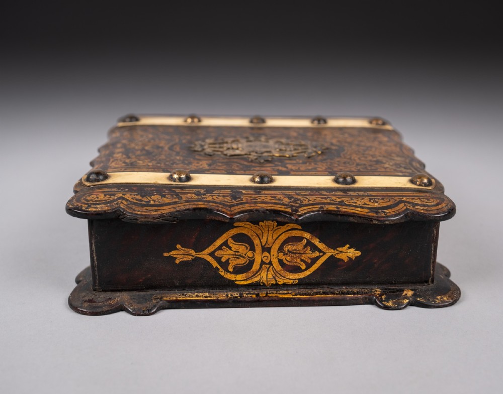 19th Century French Boulle Style Papier Mache Jewellery Box View X
