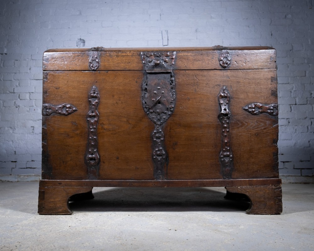 Large 17th Century Oak & Iron Bound Baroque Chest With Original Key, c.1700 View IV