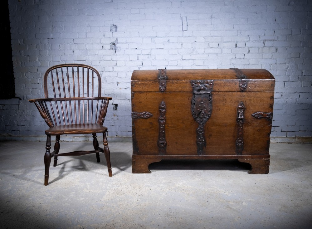 Large 17th Century Oak & Iron Bound Baroque Chest With Original Key, c.1700 View V