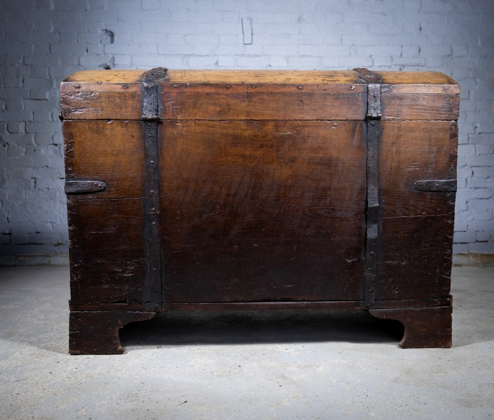 Large 17th Century Oak & Iron Bound Baroque Chest With Original Key, c.1700 View XVIII