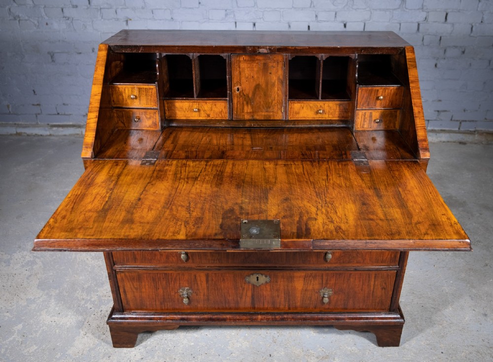George I Walnut & Featherbanded Bureau, c.1720 View V