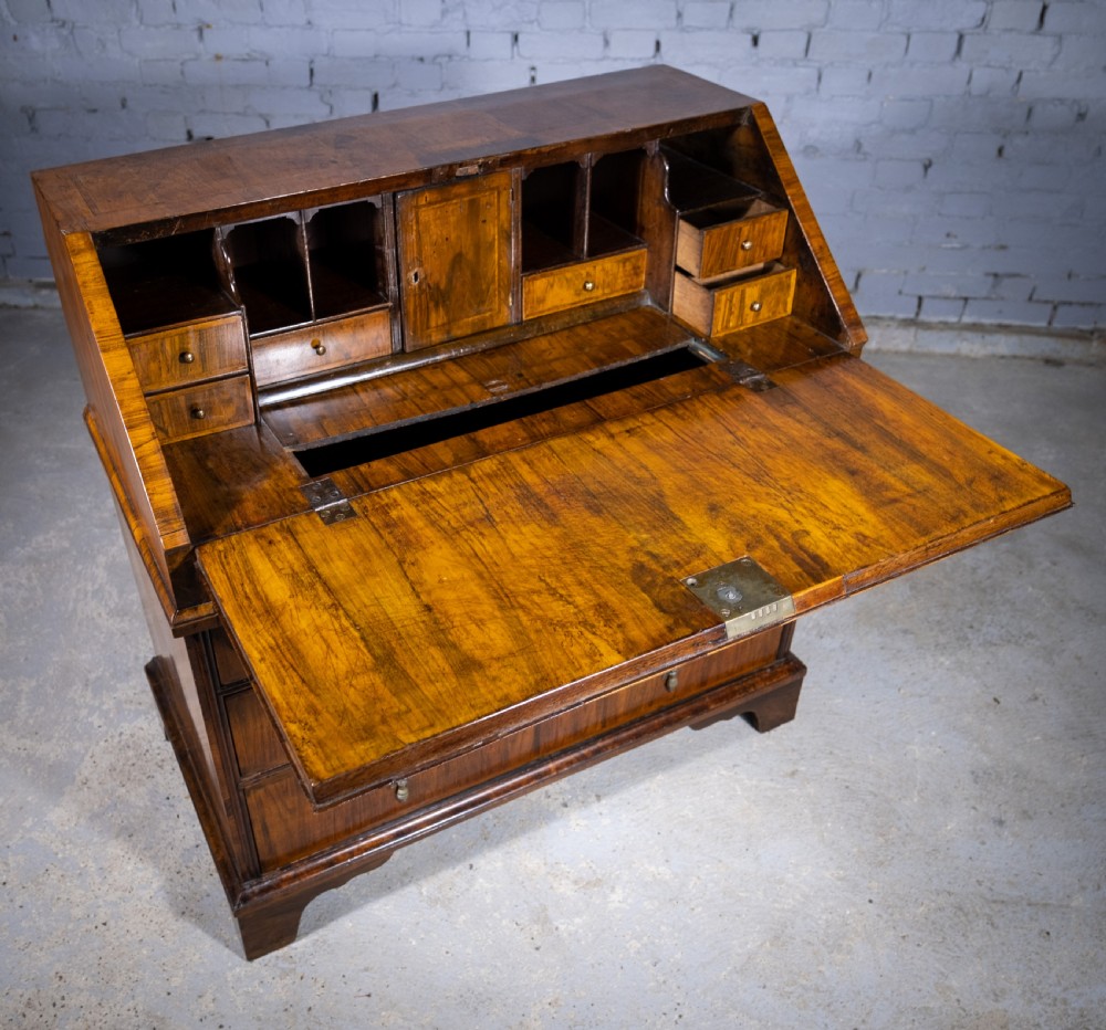 George I Walnut & Featherbanded Bureau, c.1720 View XVIII