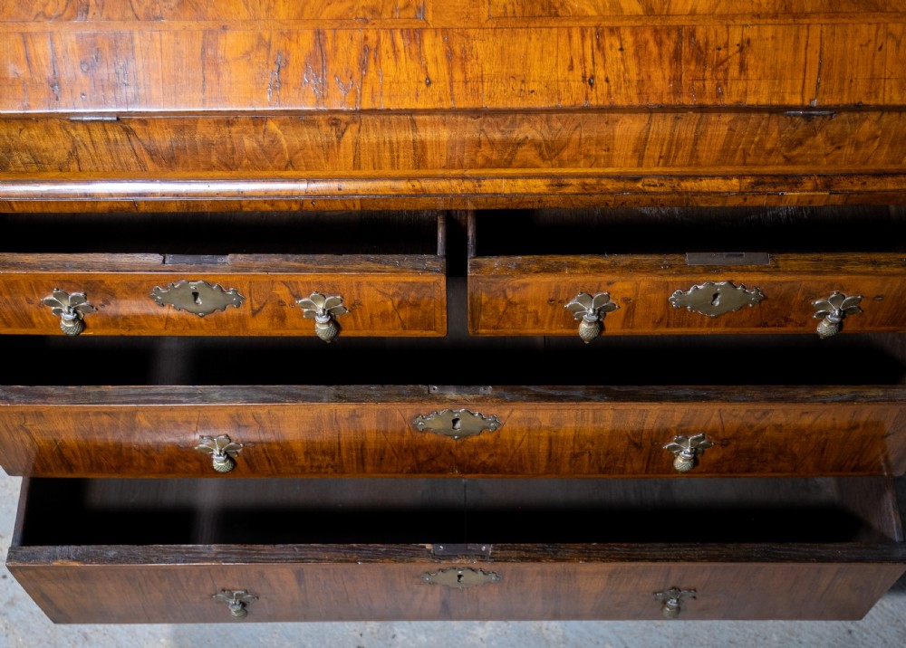 George I Walnut & Featherbanded Bureau, c.1720 View XXIII