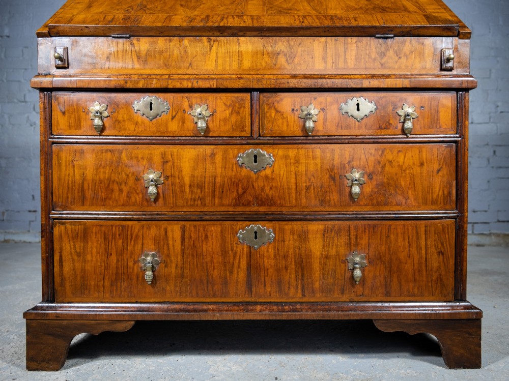 George I Walnut & Featherbanded Bureau, c.1720 View XXIV