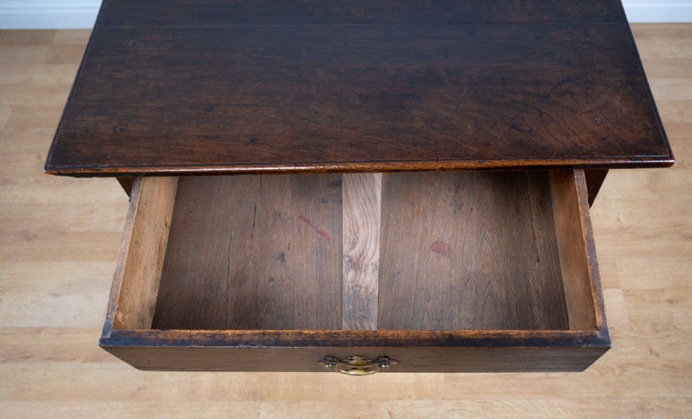18th Century English Oak Side Table View VIII