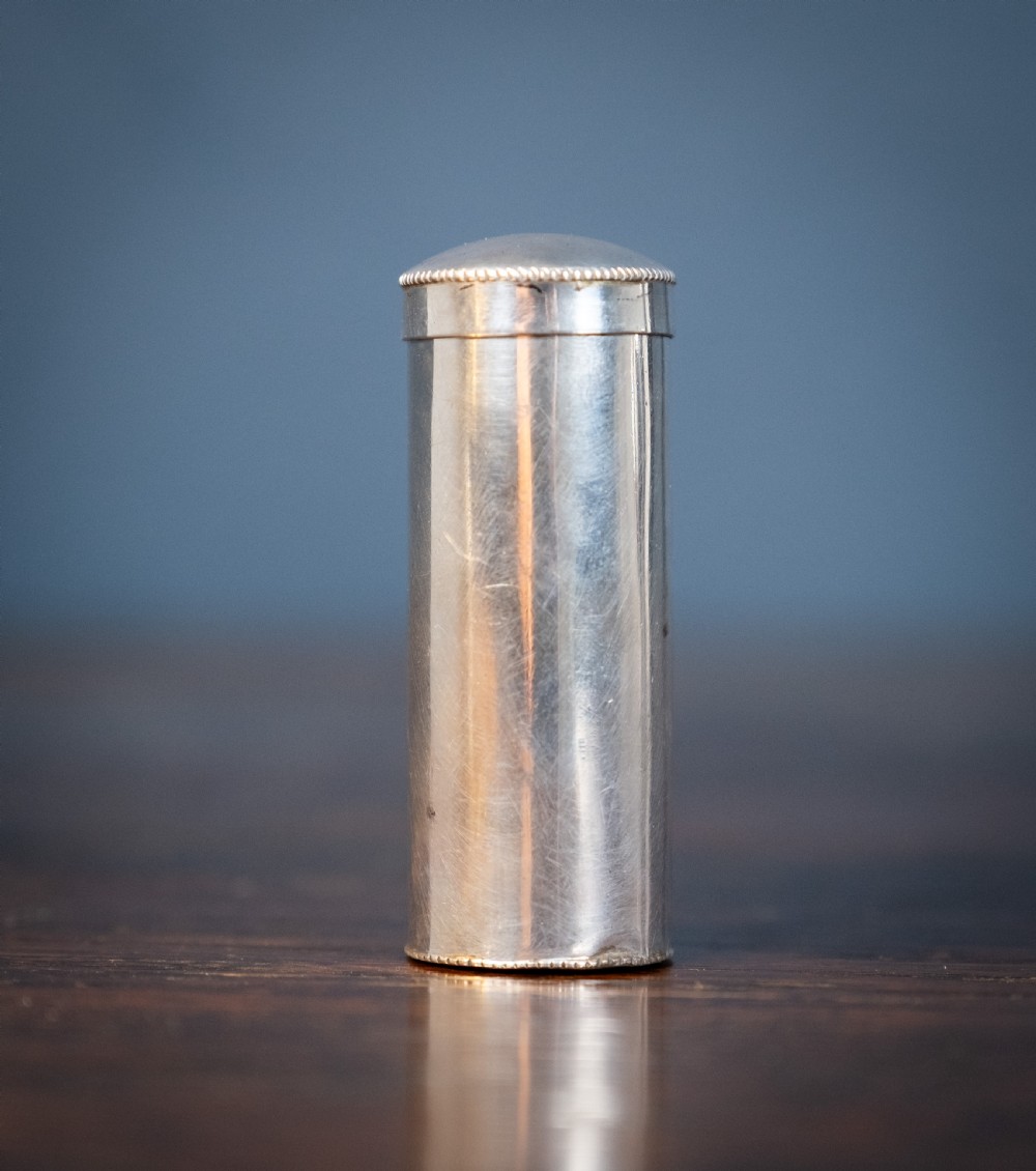 Georgian Sterling Silver Nutmeg Grater, c.1775 View IV