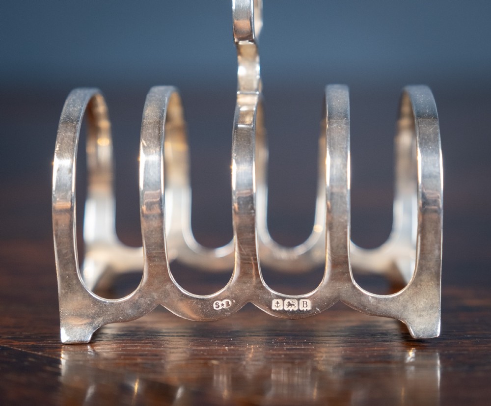 Pair of Art Deco Sterling Silver Toast Racks by Synyer & Beddoes, 1926 View VII