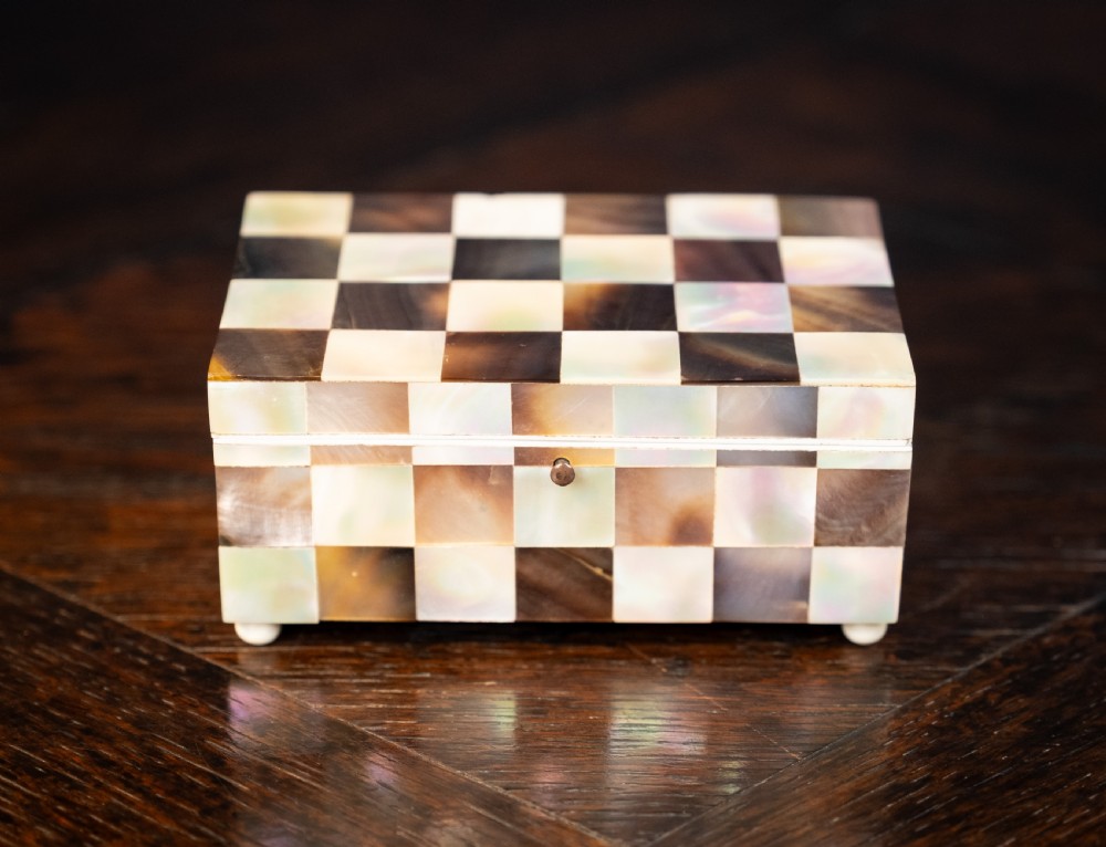 Mother of Pearl & Abalone Chequered Trinket Box, c.1910 View II