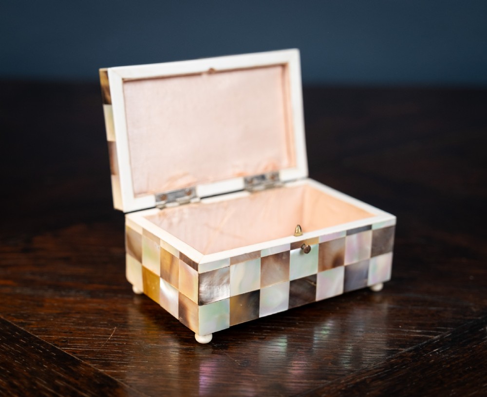 Mother of Pearl & Abalone Chequered Trinket Box, c.1910 View VI