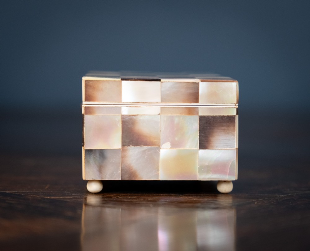 Mother of Pearl & Abalone Chequered Trinket Box, c.1910 View X
