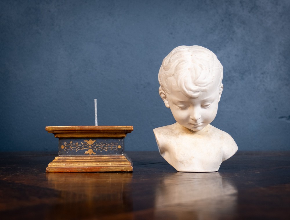 Plaster Bust Of Infant On Giltwood Plinth View XII