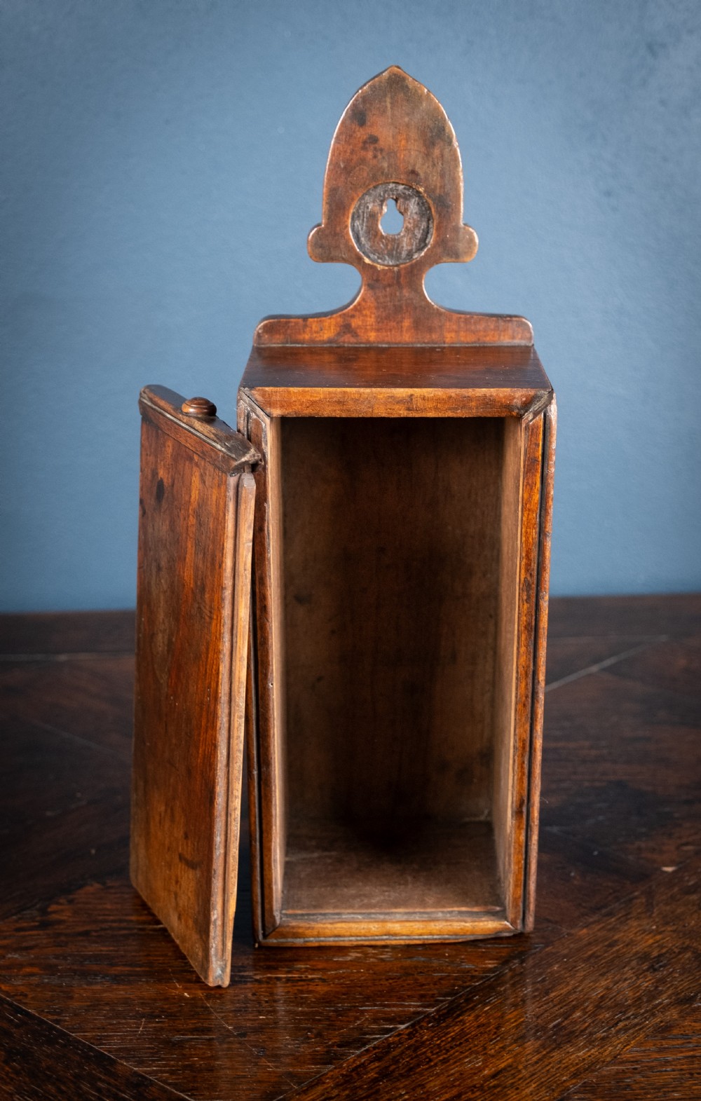 Georgian Elm Candle Box View V