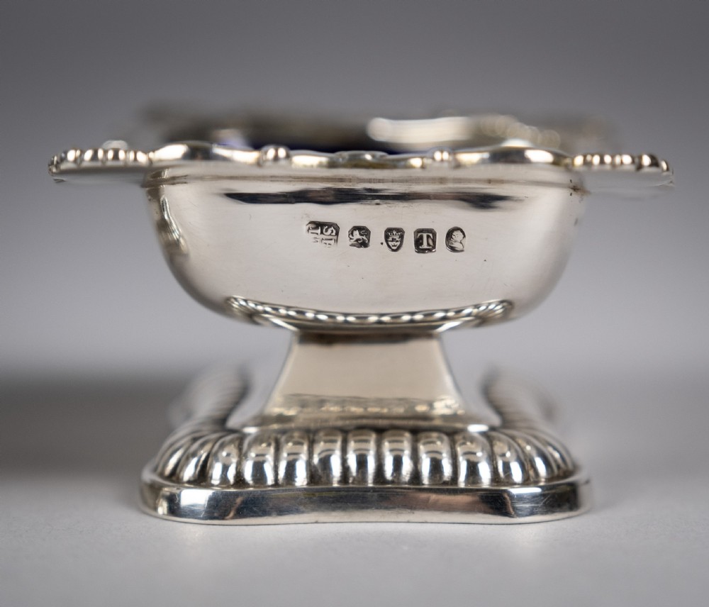 George III Silver Pedestal Open Salts by Samuel Hennell & John Terry, 1814. View VIII