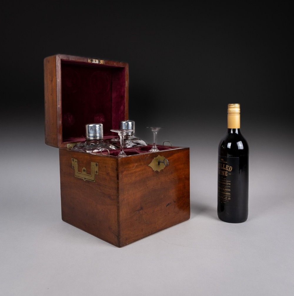 Joseph Angell I Georgian Sterling Silver Decanter & Glass Set, 1827. View IV