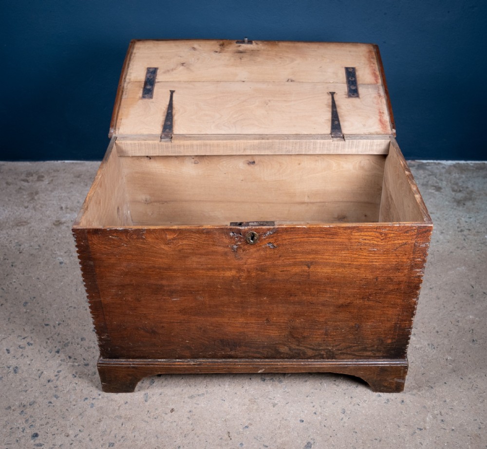 Late 18th Century Elm Coffer View VII