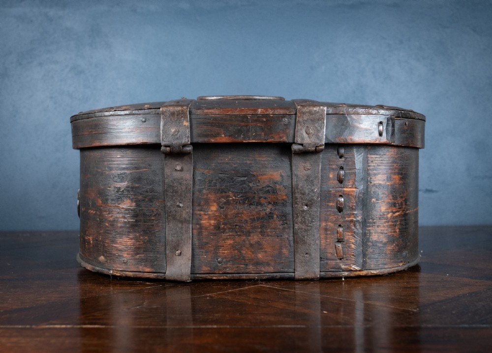 18th Century Swedish Bentwood Iron Bound Travel Box View VIII